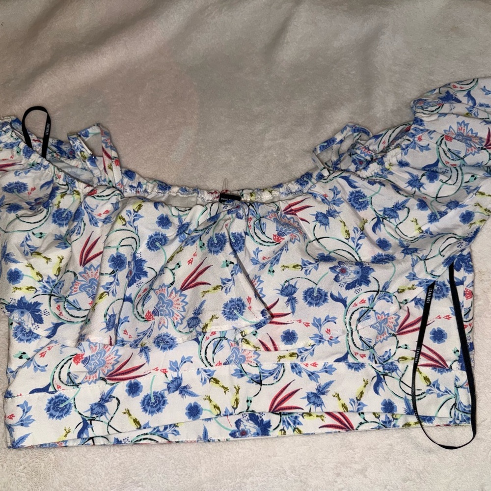 Forever 21 Floral Off-Shoulder Crop Top - Blue and White